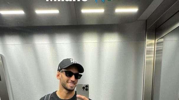 FOTO - Calhanoglu è pronto per una nuova stagione: la story su Instagram