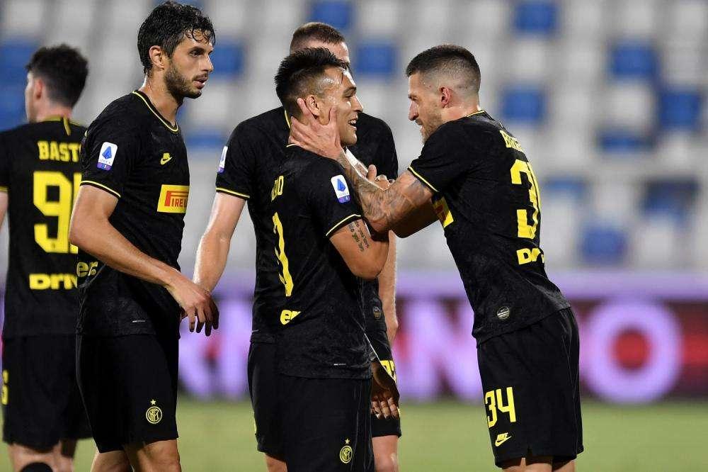 Poker servito al tavolo del campionato: l'Inter travolge la Spal, blinda la prossima UCL e va a -6 dalla Juve