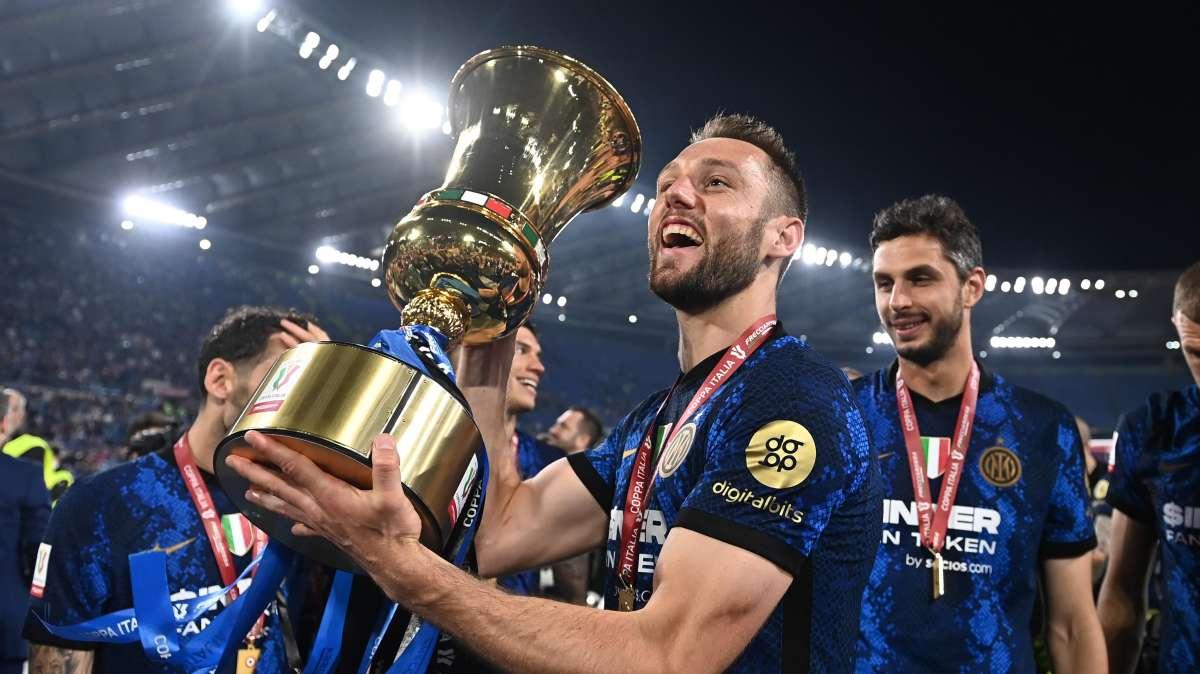 FcIN - De Vrij in cerca di procuratore: c'è un favorito. Nodo rinnovo, parti in attesa 