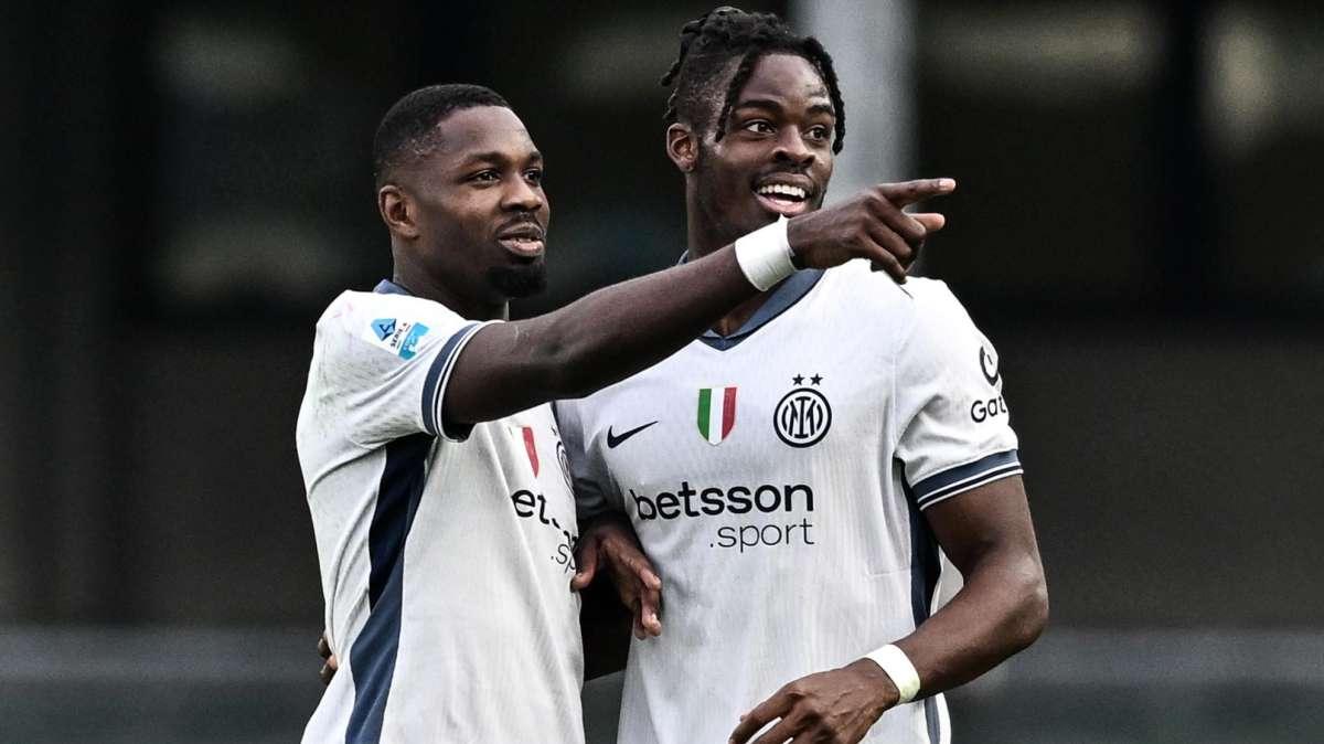 Sky - Lazio-Inter, Inzaghi scioglie i dubbi: Bisseck in difesa, in attacco si rivede la coppia Thuram-Lautaro