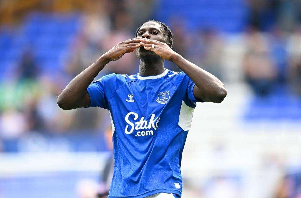 Amadou Onana: "All'Everton grazie a Lukaku, sapeva che mi sarei divertito"