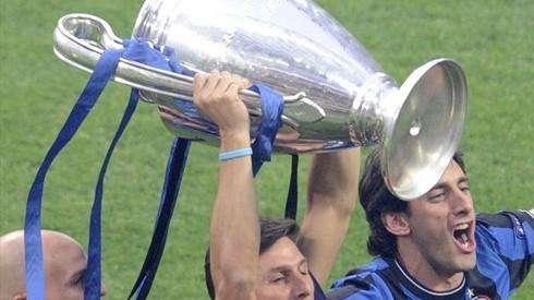Zanetti, auguri social a Milito: "Insieme sul tetto del mondo, buon compleanno"