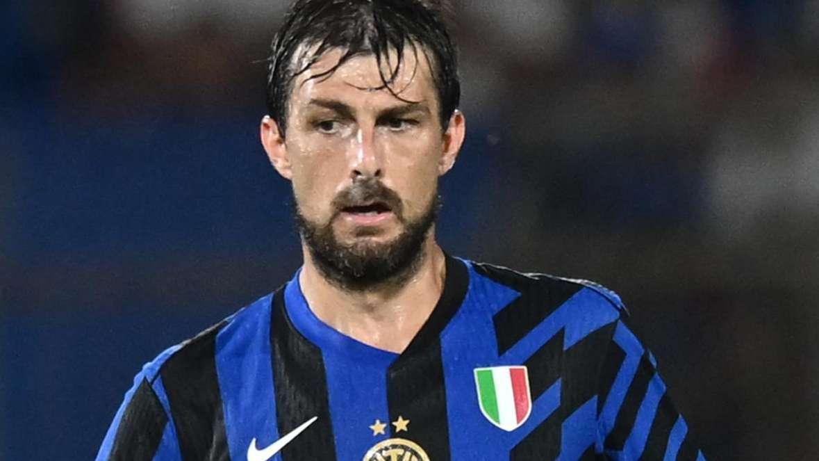 Acerbi ruggisce e governa la difesa nerazzurra all'Etihad. Poi il siparietto con Haaland al triplice fischio