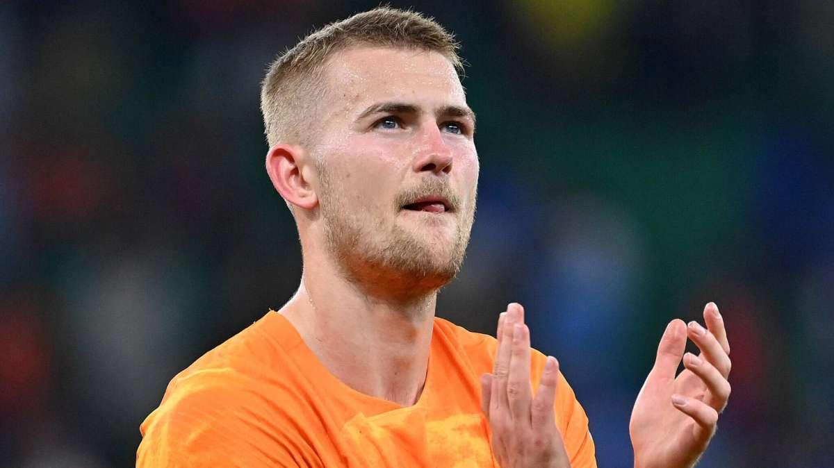 Olanda, De Ligt si gioca il posto con De Vrij e Geertruida: "Ho buone chance di giocare titolare"