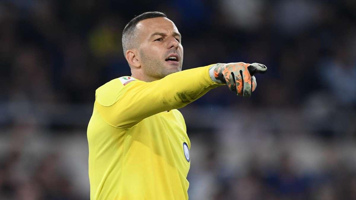 GdS - Onana via, Cordaz all'Al-Nassr: Handanovic strappa un rinnovo di contratto in extremis? 