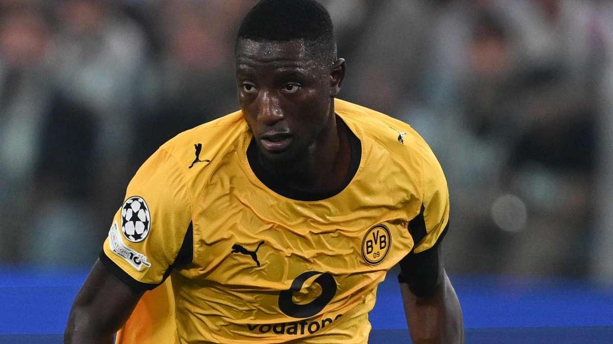 Bundesliga, il Borussia Dortmund si sbarazza del Werder Brema: tris giallonero con Schlotterbeck, Sabitzer e Guirassy