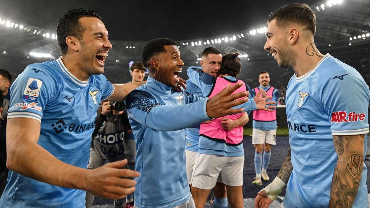 Serie A, la Lazio non fallisce: 2-0 al Monza e +5 sull'Inter. Pari tra Spezia e Salernitana