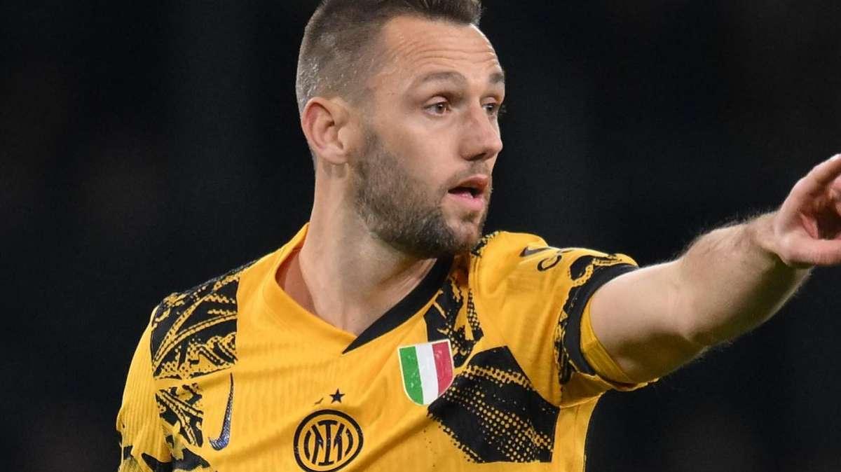 Feyenoord-Inter, le pagelle - De Vrij vendica il Milan, Bastoni è il sollievo di Inzaghi. Dumfries vince il derby