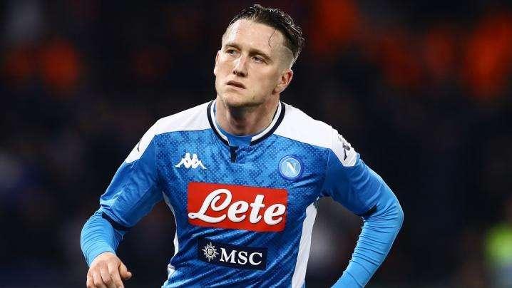 Il Napoli sorprende la Juve: 2-1 al San Paolo, Inter a -3 dai bianconeri