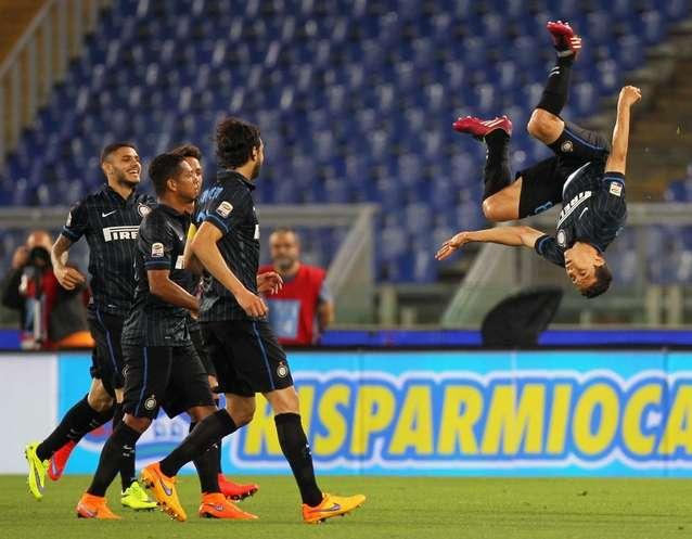 Hernanes: "La capriola contro Lotito in Lazio-Inter unico pentimento della carriera"