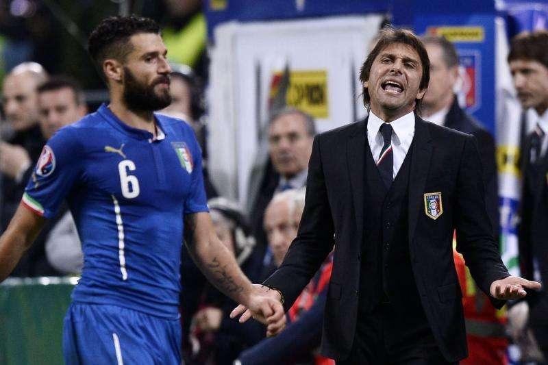 Candreva fa il cucchiaio, ma sbaglia. Conte lo "richiamò" già una volta ai tempi della Nazionale