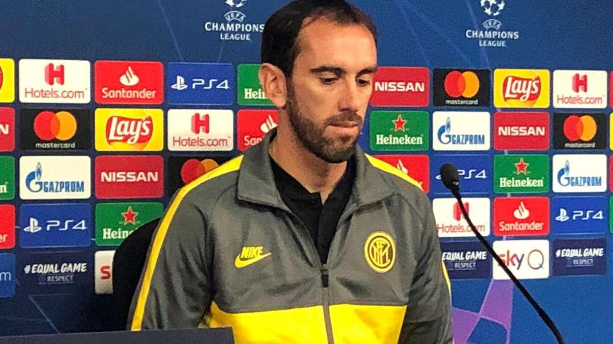 Godin: "Non mi aspetto un Barça rilassato. Lautaro è esploso, felici di averlo qui all'Inter"