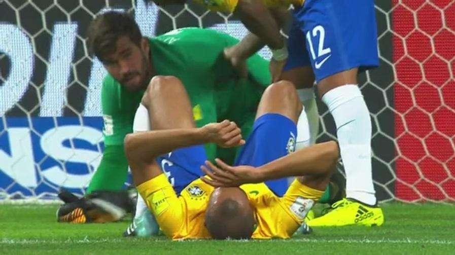 Miranda perde la memoria: l'Inter trema. Esami negativi, torna a Milano