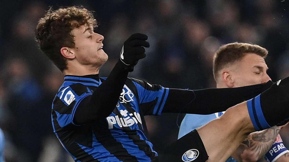Corsera - L'Atalanta si coccola Scalvini: adeguamento salariale per allontanare le big d'Europa. L'Inter resta all'erta
