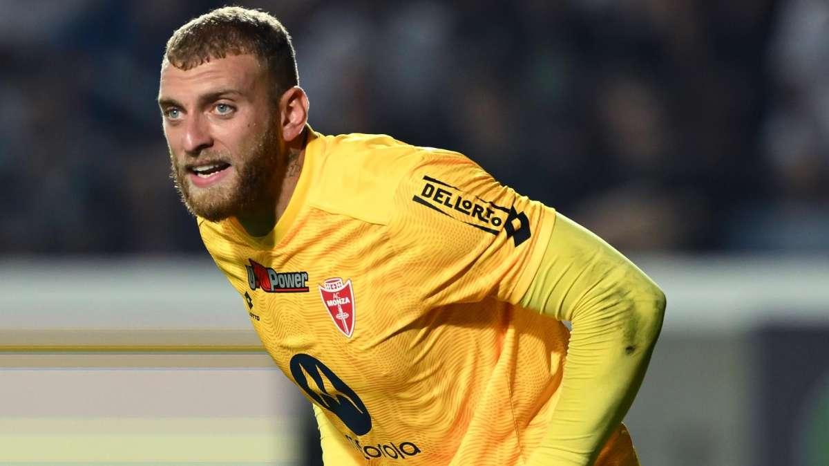 Di Gregorio e l'idolo Handanovic: "Per me è il numero uno anche adesso che ha smesso"