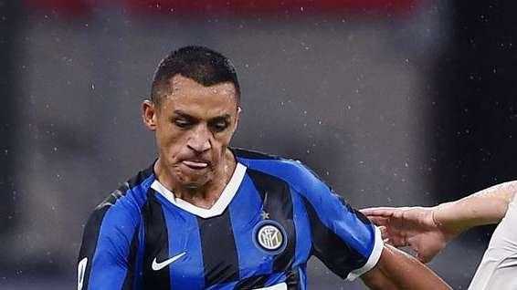 FcIN - Milenkovic, dall'Inter solo un sondaggio: prima vanno sciolti un paio di nodi. Il Milan resta davanti