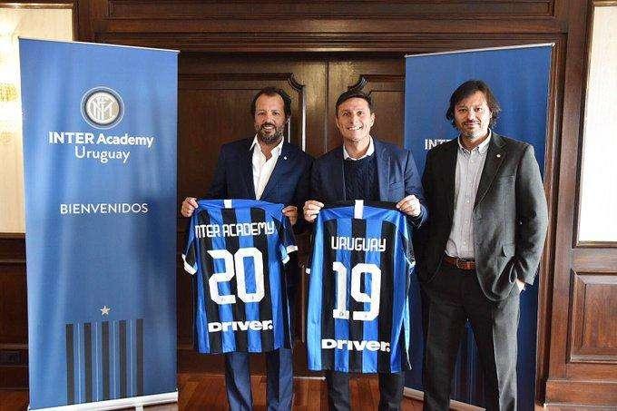 Inaugurata oggi l'Inter Academy Uruguay, Javier Zanetti esulta: "Montevideo si tinge di nerazzurro"
