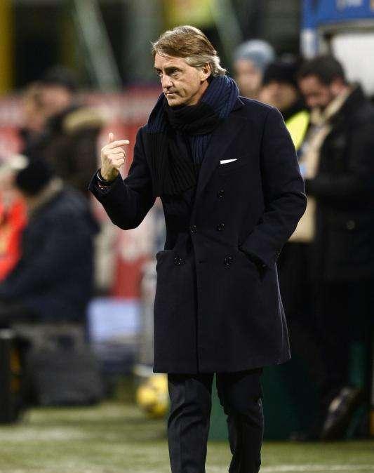 VIDEO - Dal 4-2-3-1 al 4-3-3, Mancini: "Vi spiego"
