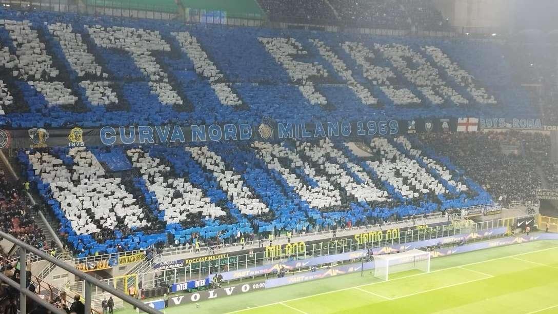 Corsera - Abbonamenti Inter e Milan, respinte centinaia di richieste di rinnovo di tifosi "non graditi": il punto 
