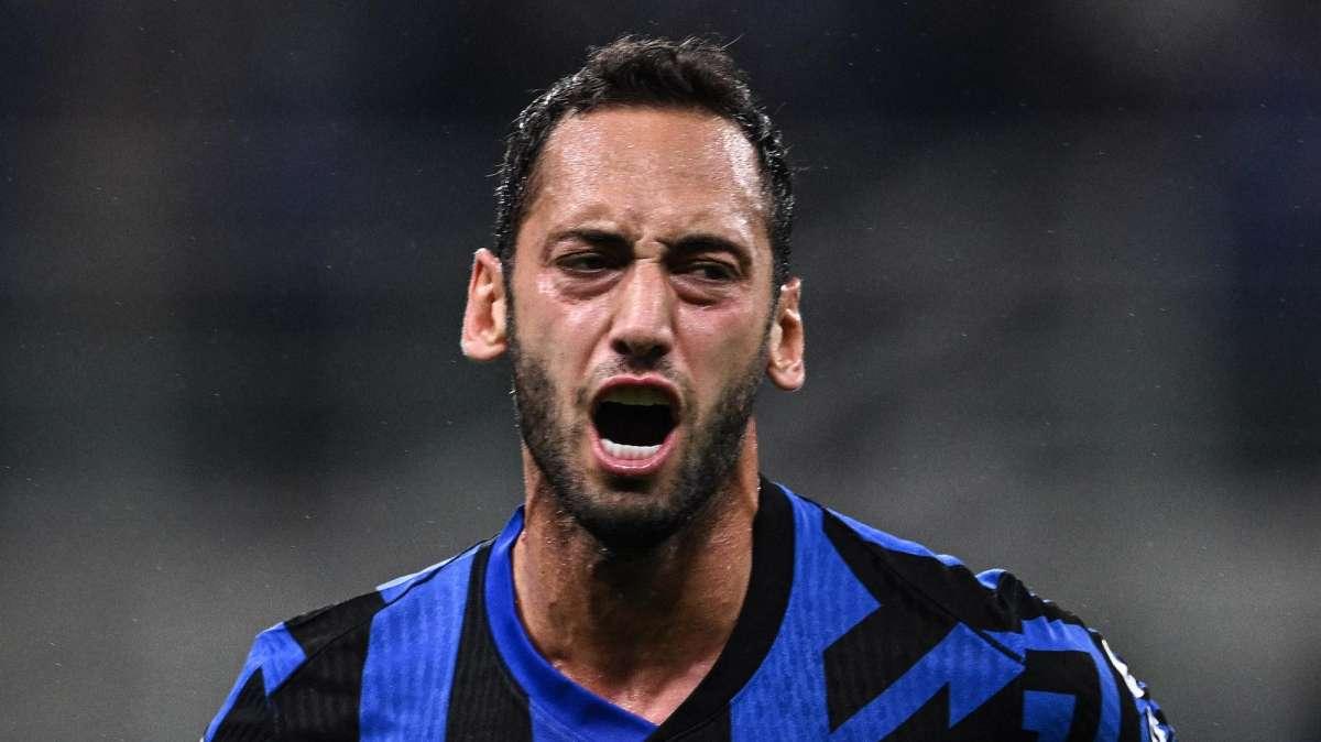 Sky - Idea Calhanoglu titolare col Venezia, ma alla fine ha prevalso la prudenza. Obiettivo Napoli dal 1'