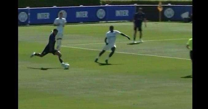 VIDEO - Bolide all'incrocio: la prima volta di Luis Henrique è super