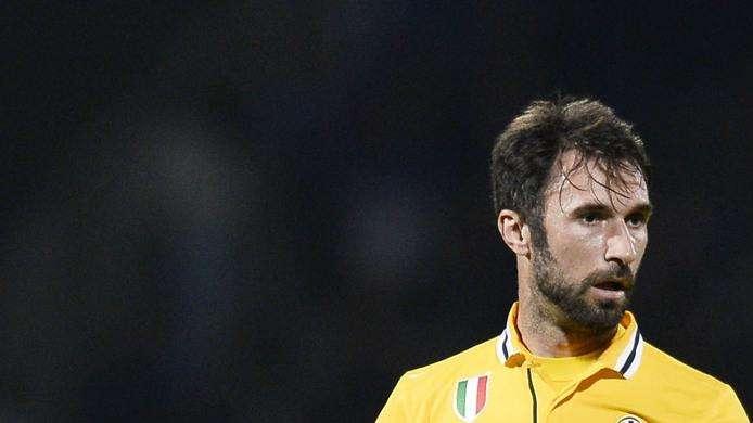 Vucinic, futuro lontano da Torino. Piace in Premier