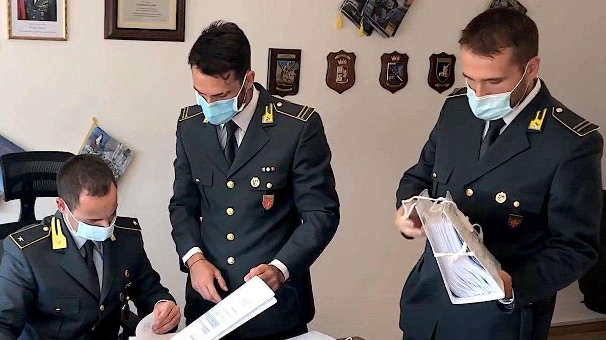 Terremoto AIA, arrestato il procuratore capo D'Onofrio nell'ambito di una maxi operazione anti droga