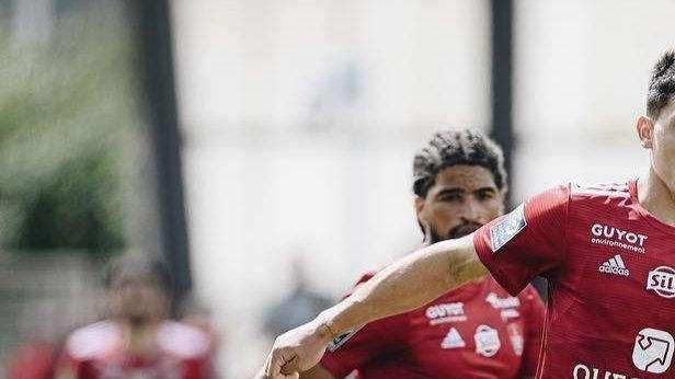 Brest corsaro a Le Havre: vittoria per 2-1 dei bretoni. Satriano in campo per un'ora