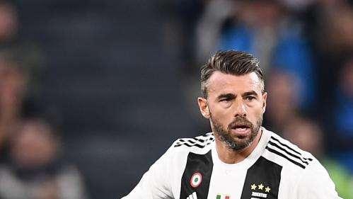 Barzagli: "Non mi vedo lontano dal calcio, sceglierò la strada da imboccare"