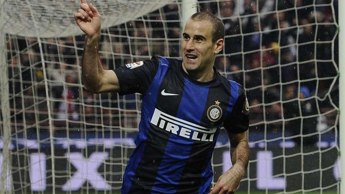 Palacio festeggia i 41 anni, l'Inter ricorda: "Indimenticabile il gol di tacco con cui decise il derby del 2013"