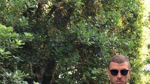 Dzeko, visite con la Roma: nessuna risposta ai tifosi sulla permanenza