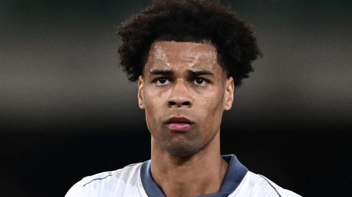 Dal Canada - Villarreal sempre più forte nella corsa a Buchanan. Alto l'interesse degli spagnoli per l'esterno dell'Inter 