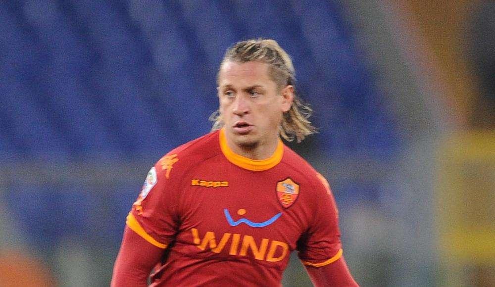 Insulti al quarto uomo: due turni a Mexes