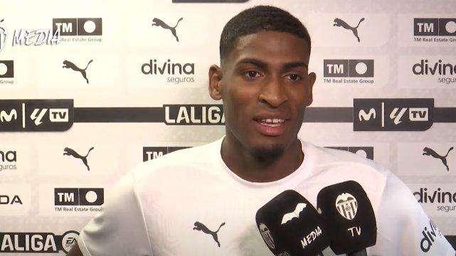 Sky - Inter, nome nuovo per la difesa: occhi su Mosquera, classe 2004 del Valencia. Tre club italiani in corsa