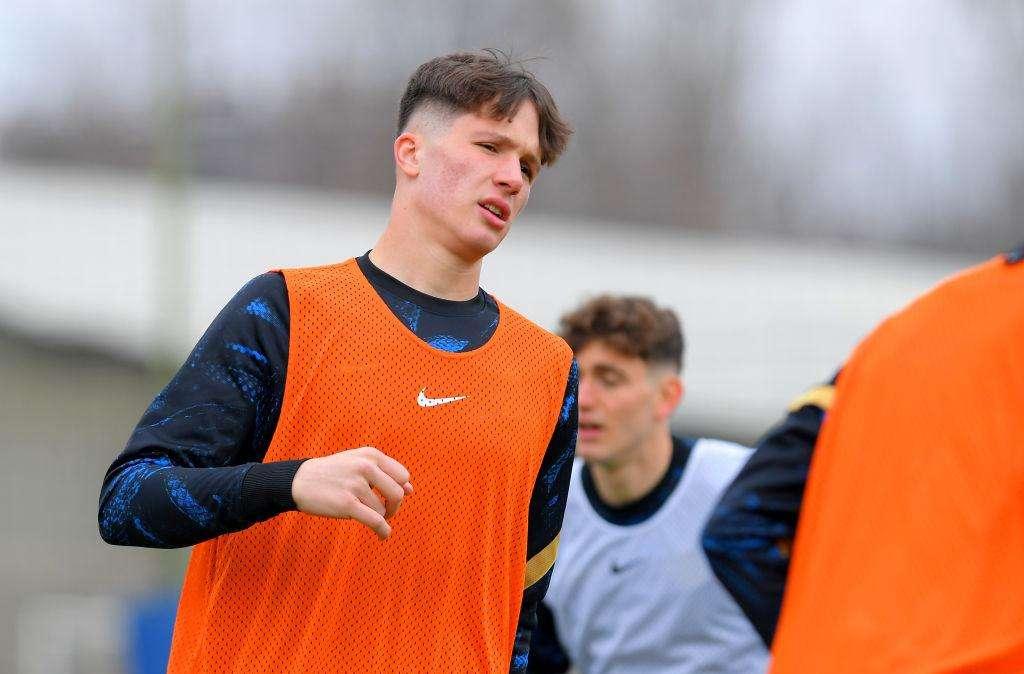 Fabbian a Inter TV: "Siamo un grandissimo gruppo, mister Chivu ci tiene uniti"