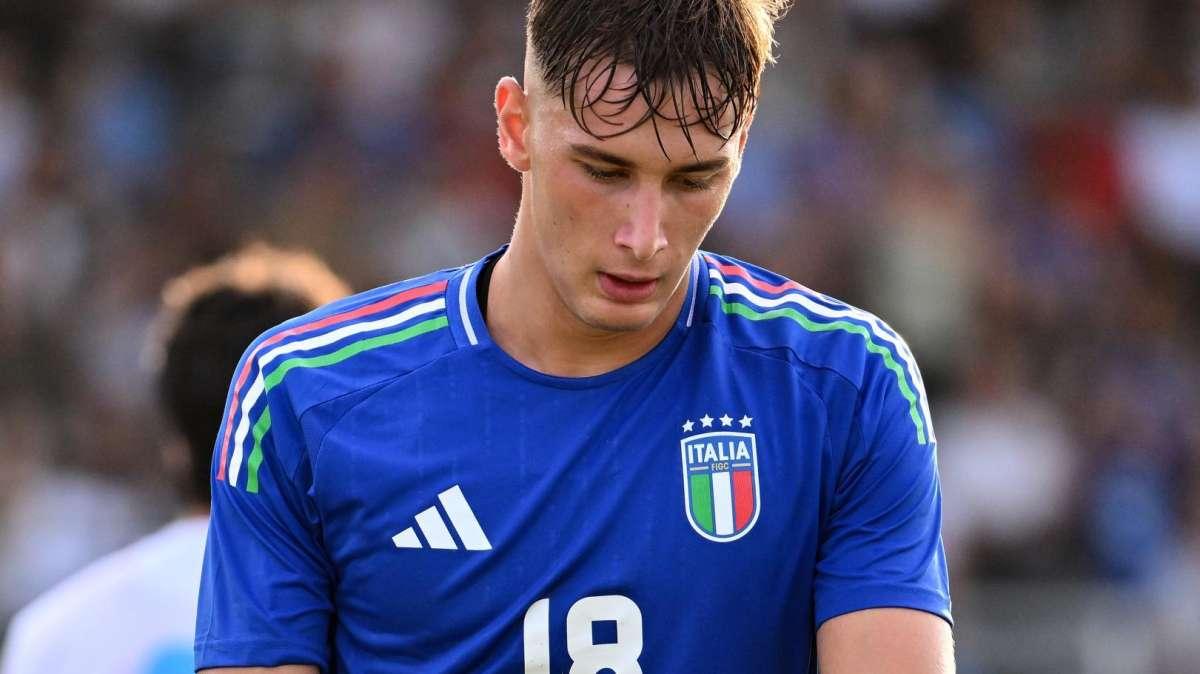 FcIN - Pio Esposito-Inter, si tratta per il rinnovo. Oggi c'è distanza, l'entourage ha determinate aspettative