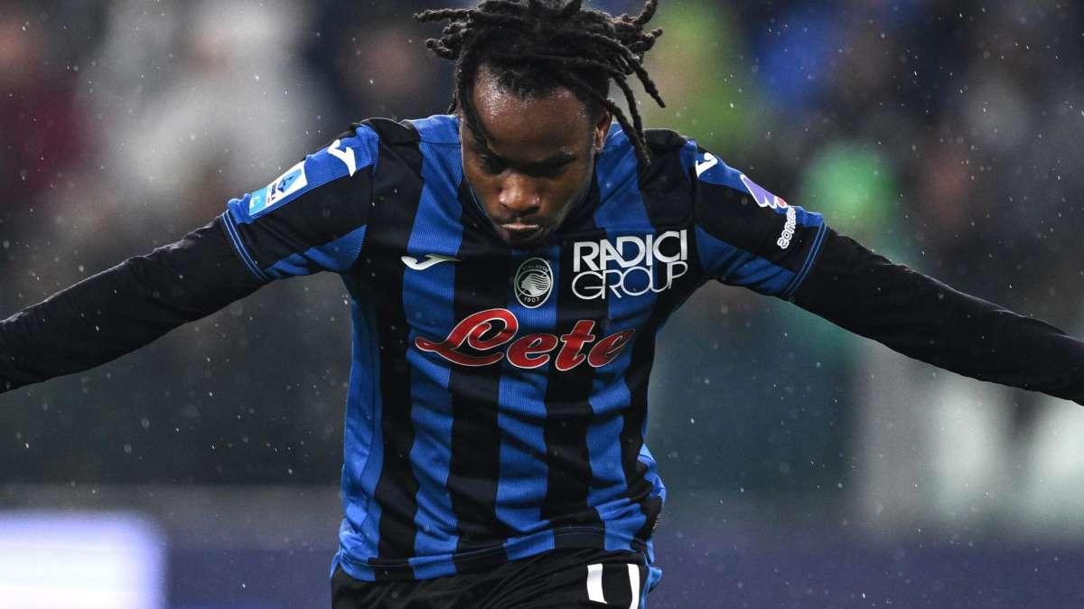 CdS - Lookman si è promesso all'Inter: ha già comunicato all'Atalanta che respingerà tutte le altre offerte