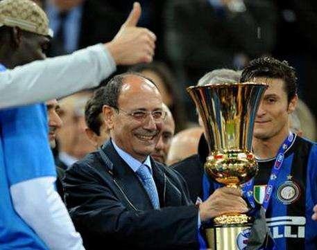 Schifani premia Javier Zanetti, il 5 maggio 2010