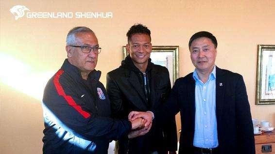 UFFICIALE - Guarin è un giocatore dello Shanghai Shenhua: c'è la firma