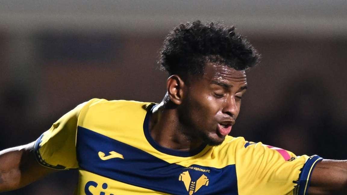 Sky - L'Inter intensifica i contatti per Cabal, ma l'intesa con il Verona non c'è ancora