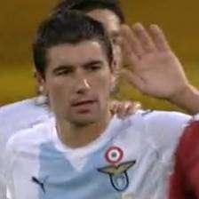 Tra Kolarov e l'Inter si intromette la Fiorentina