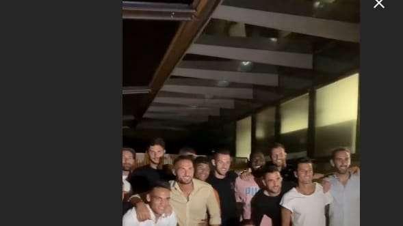 È la festa di Lautaro Martinez: da Icardi ai nuovi tutti presenti per il Toro