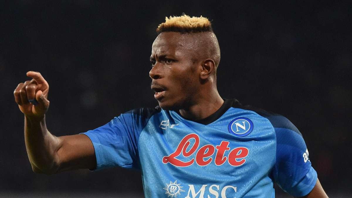 Questo Napoli non si può fermare: spazzato via lo Spezia, 3-0 al Picco 