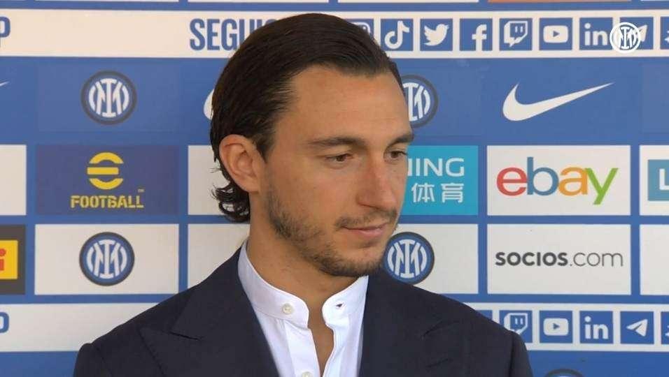 Darmian dopo la firma: "Il rinnovo mi spinge a fare meglio, spero di vincere ancora tanti trofei con l'Inter"