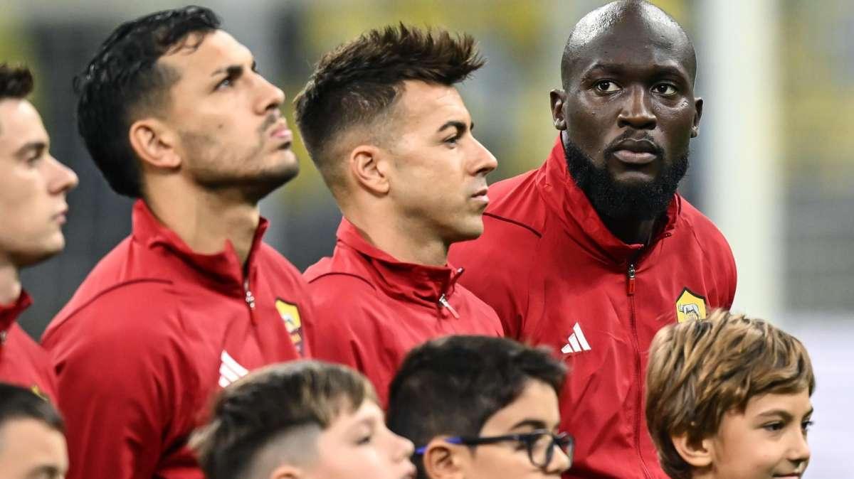CdS - Lukaku e il peso del passato all'Inter: cinque 'molle' con Acerbi e con Barella. Con Lautaro invece...