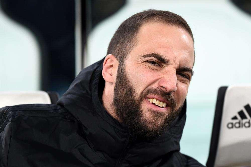 Juventus, si ferma anche Higuain: lombalgia per l'argentino