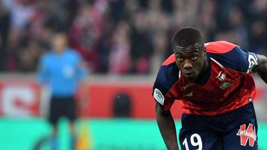 Sky - Il Napoli piomba su Pépé. Ma il giocatore vuole la Premier League