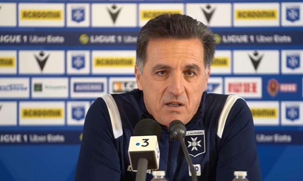 Auxerre, Pélissier: "Radu opportunità, ha grande esperienza avendo giocato nell'Inter"