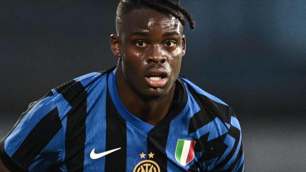 FcIN - Grandi prestazioni, il rinnovo in arrivo e non solo: ieri al Meazza c'era un osservatore speciale per Bisseck