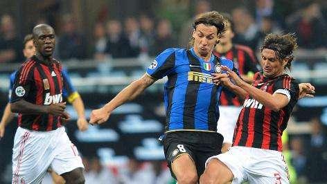 Ibra: "I difensori sanno di essere deboli, usano..."